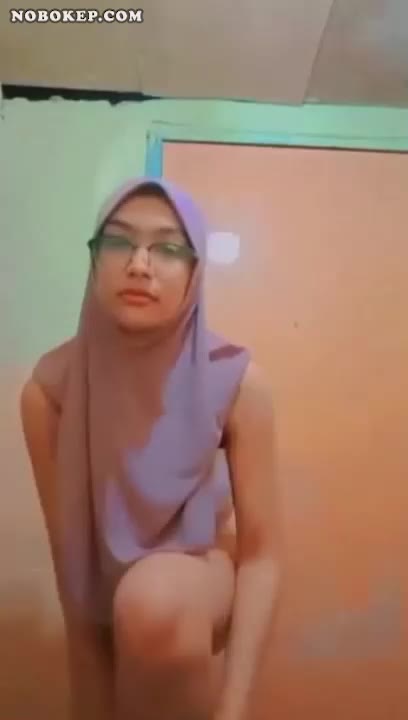 ABG Viral Indo cewekm santri hijab polos belajar wiwik Trending Global Top 2025 NEW